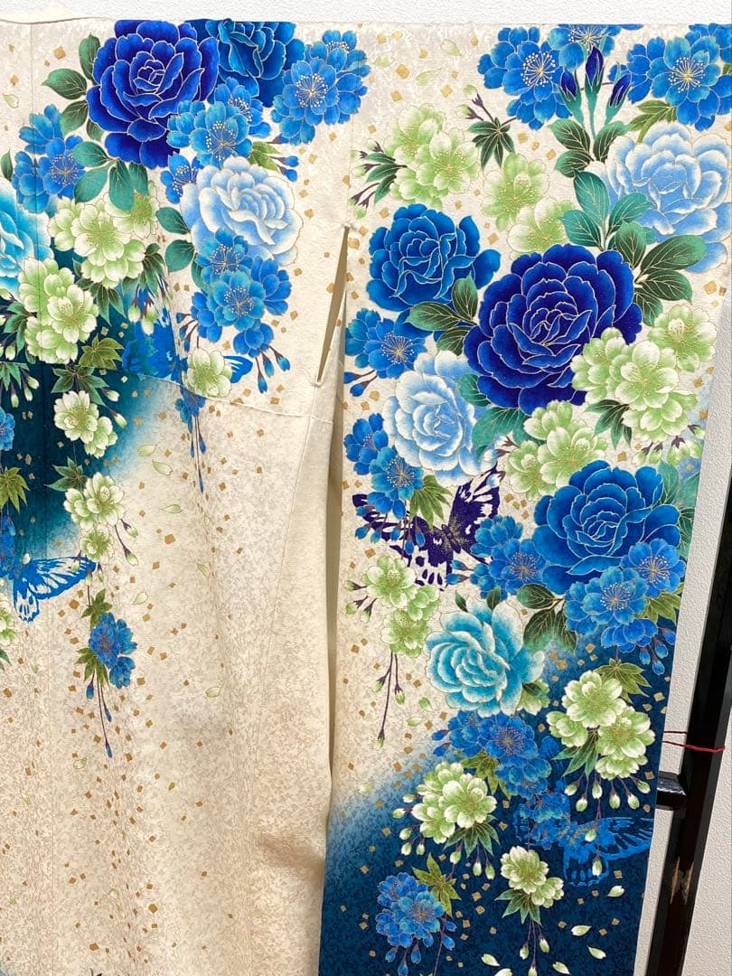 振袖 豪華 銀通し 刺繍 金彩 紋意匠 身丈168cm パールトーン加工済