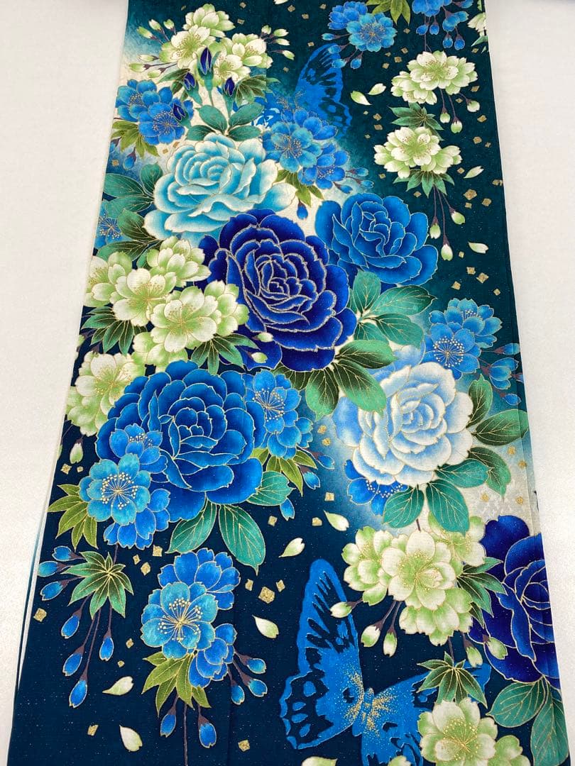 振袖 豪華 銀通し 刺繍 金彩 紋意匠 身丈168cm パールトーン加工済