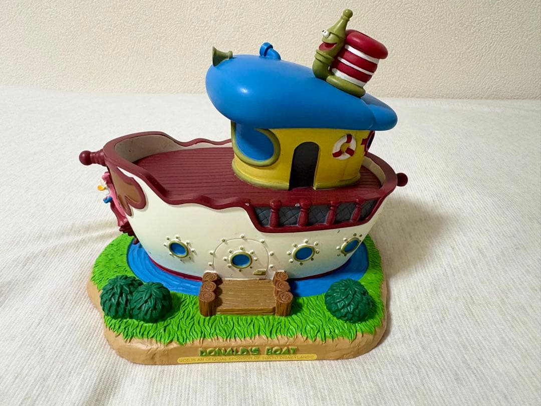 【約30年前の非売品、UCC当選品】ミッキー ミニー ドナルドの家 陶器置物