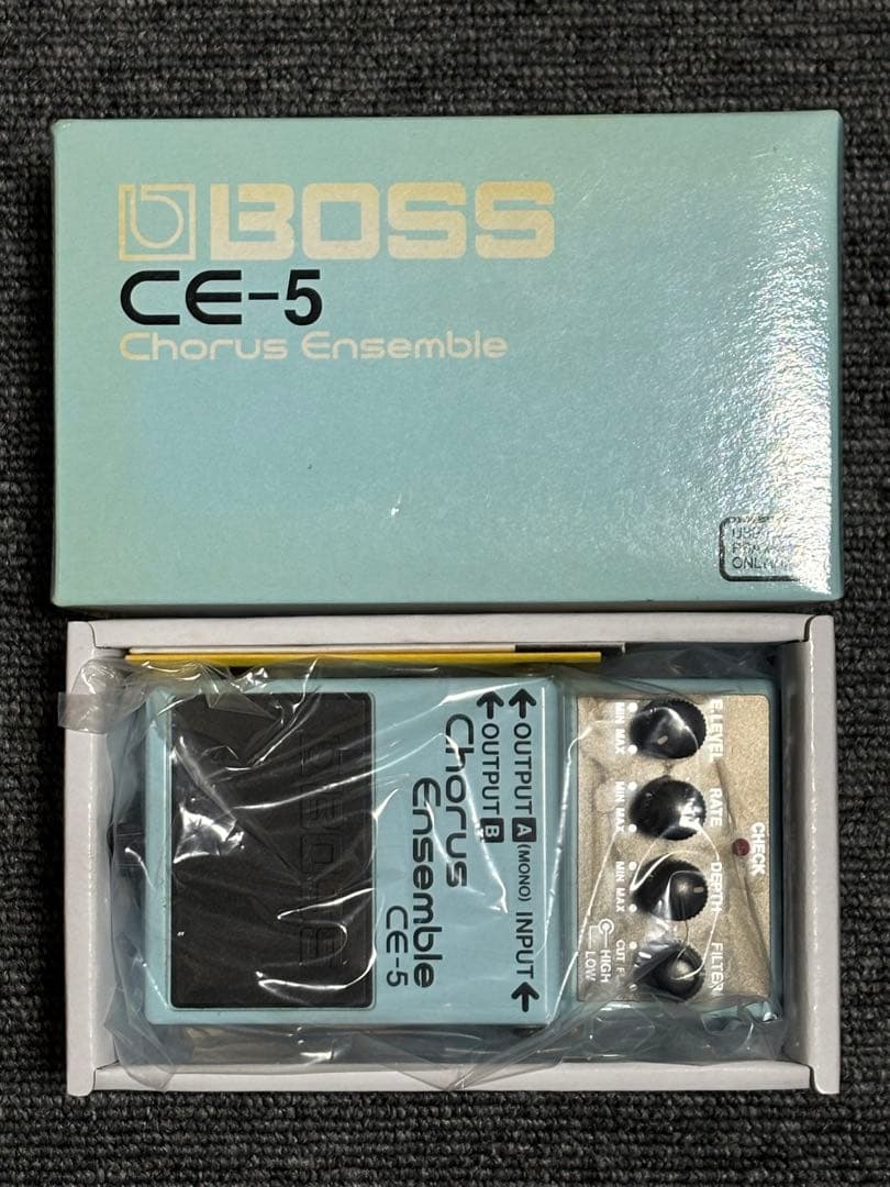 BOSS CE-5 Chorus Ensemble ギターエフェクター