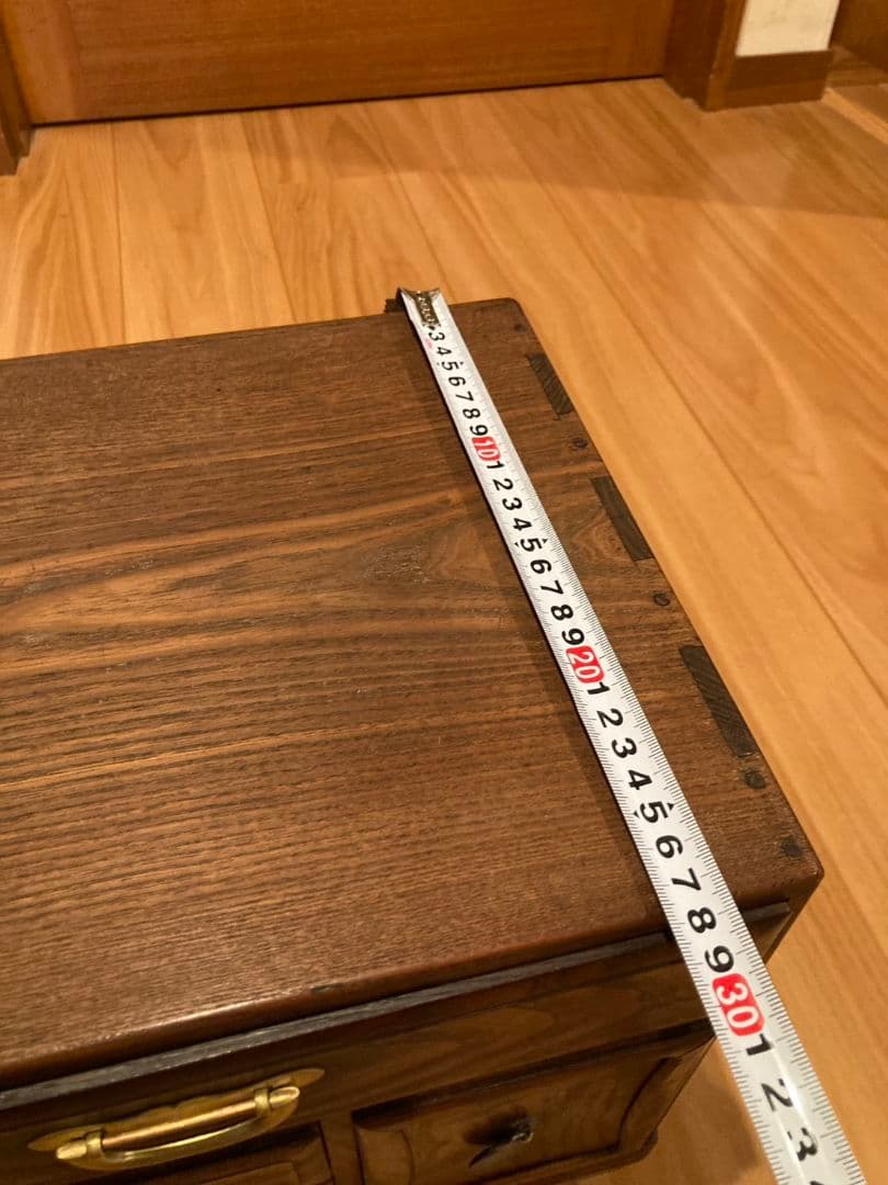 松平家　時代箪笥 （化粧箱）