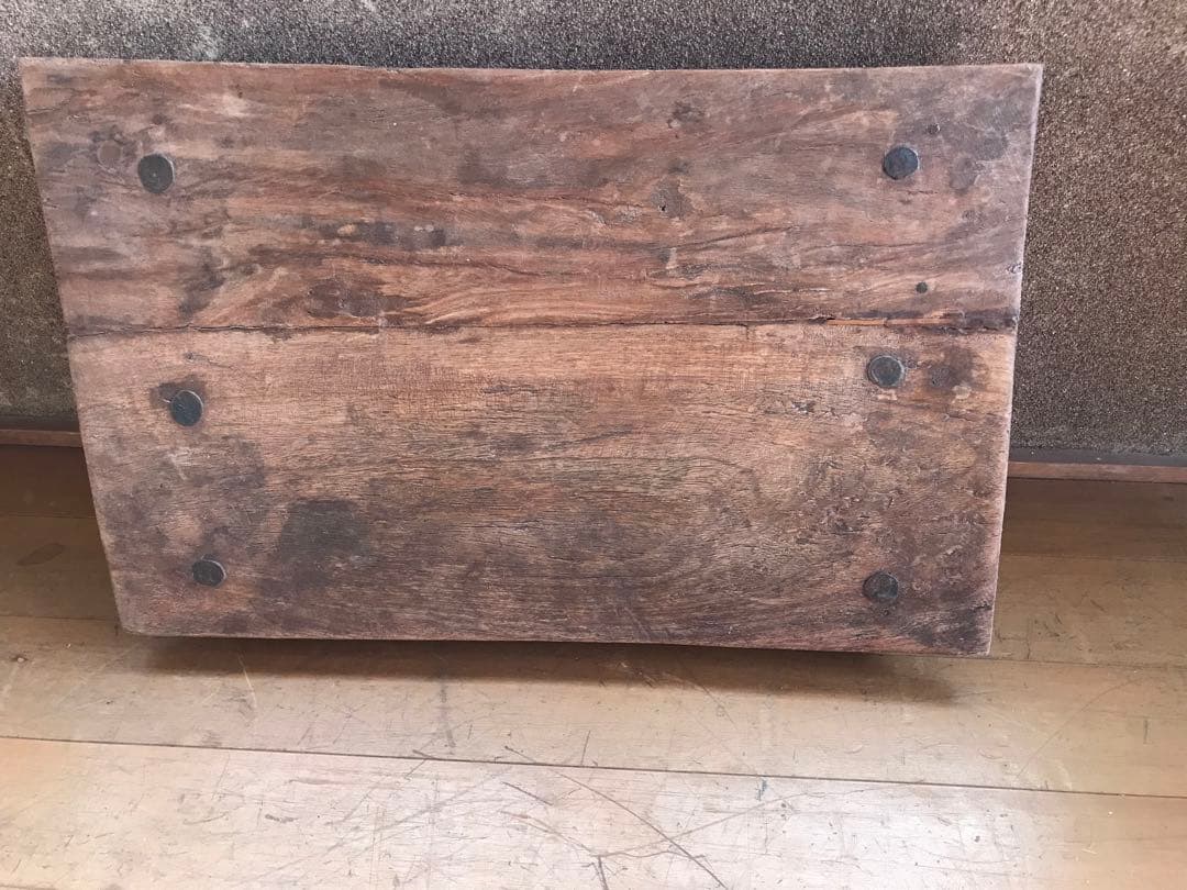 アフリカ民具　板テーブル