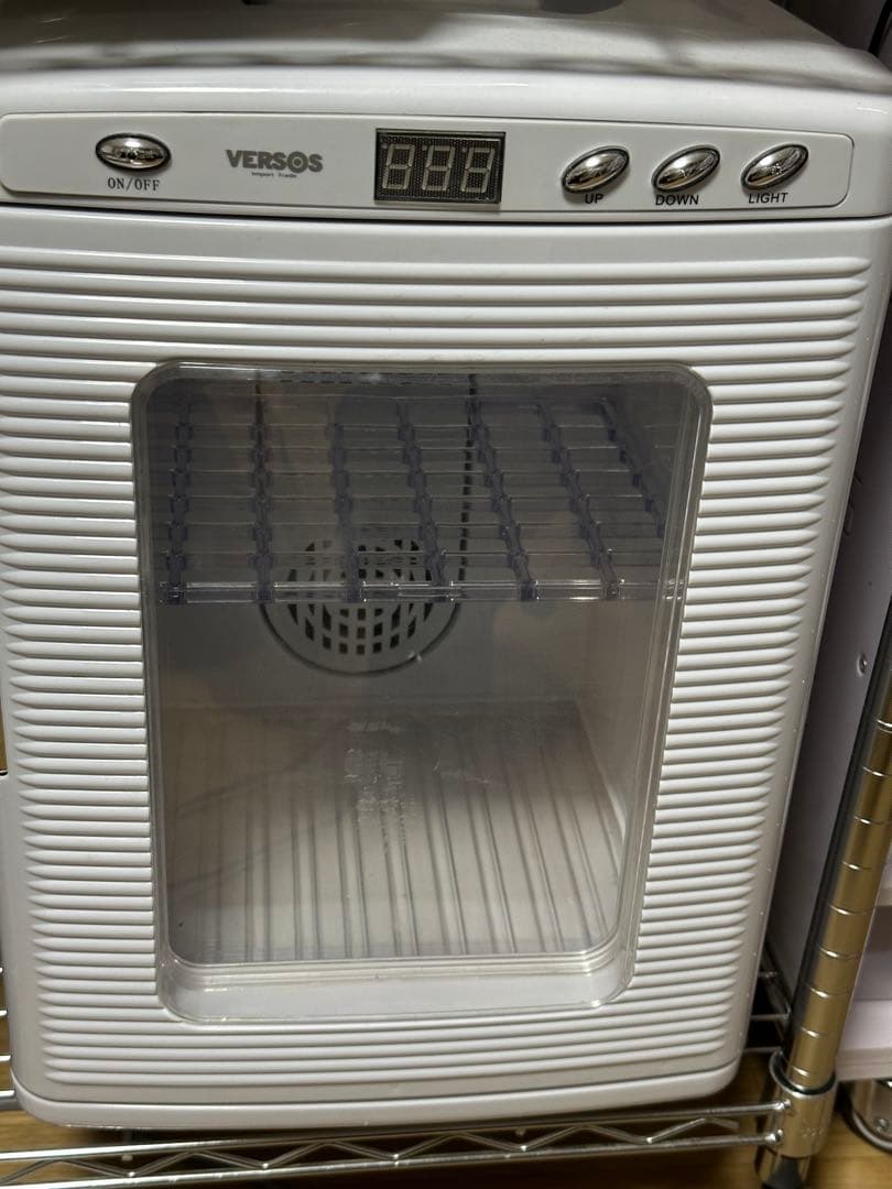 超美品⑤VERSOS 冷温庫 ホワイト25L