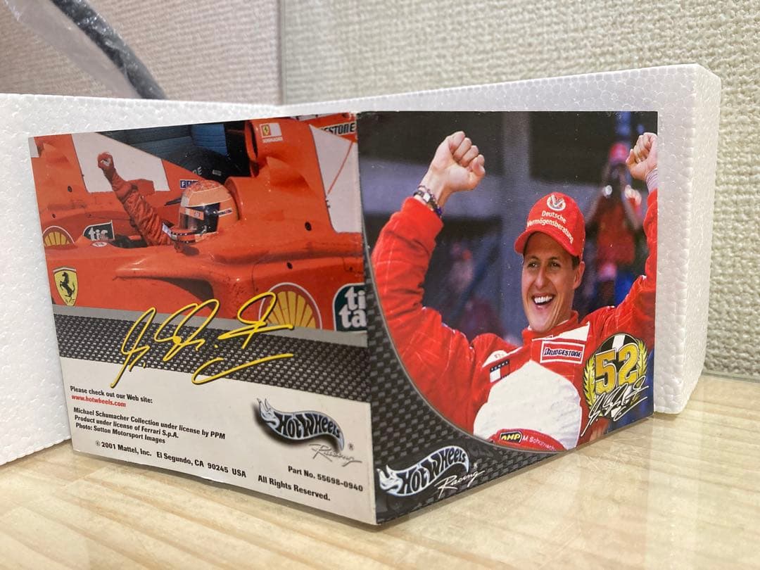 Ferrari F-2001 1:18 •’シューマッハ 通算52回のGP優勝」