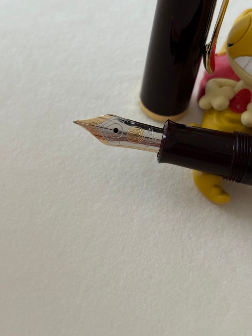 ペリカン　クラシックM200 カフェクリーム細字