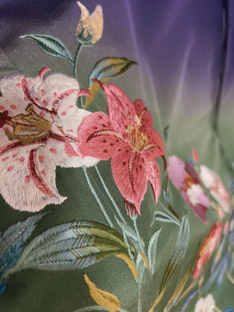 [未使用] 未仕立て 振袖 仮絵羽 刺繍 フラワーシーズン 着物 訪問着