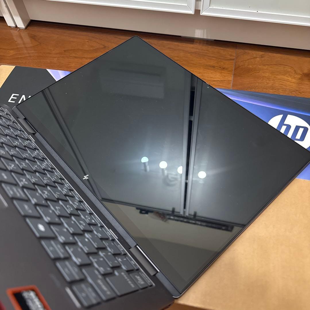 美品　現行品　HP Envy x360 14-fa0000AU シルバー