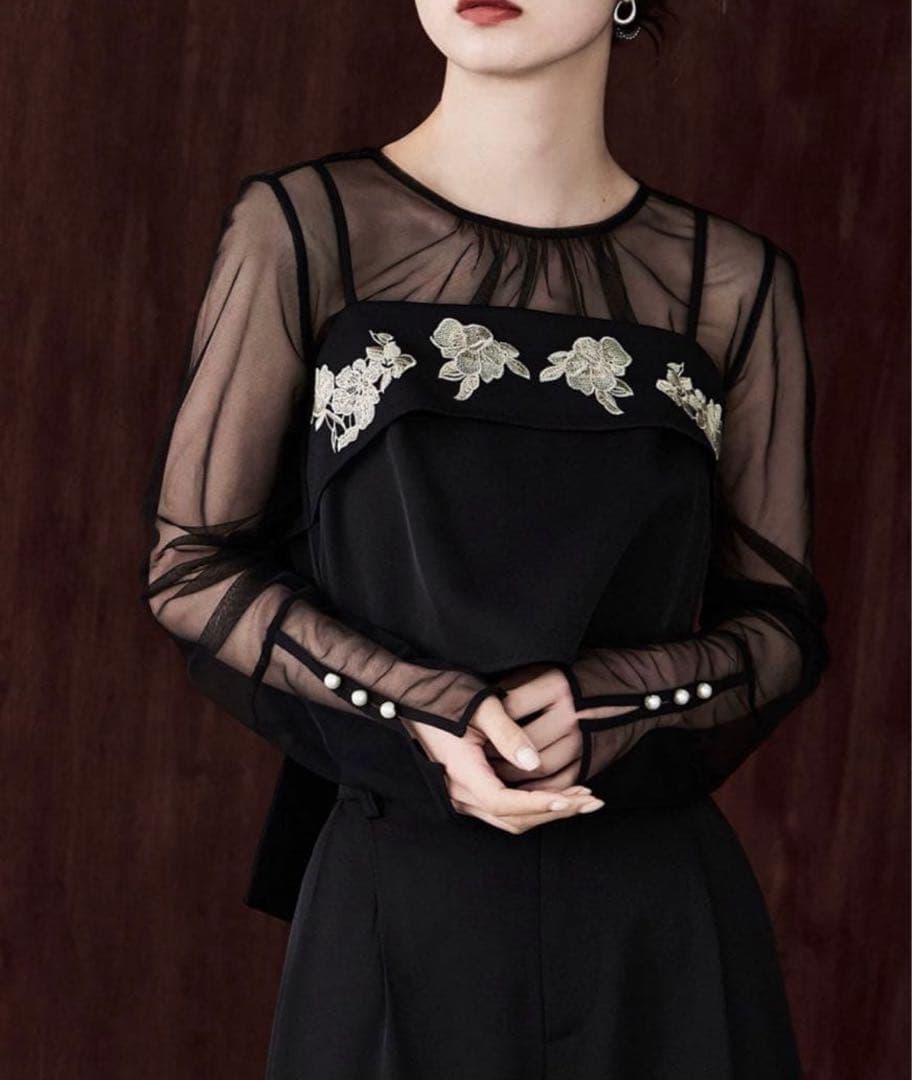 etoll. リボン刺繍ビスチェ&ワイドパンツ&シアーインナーSET UP