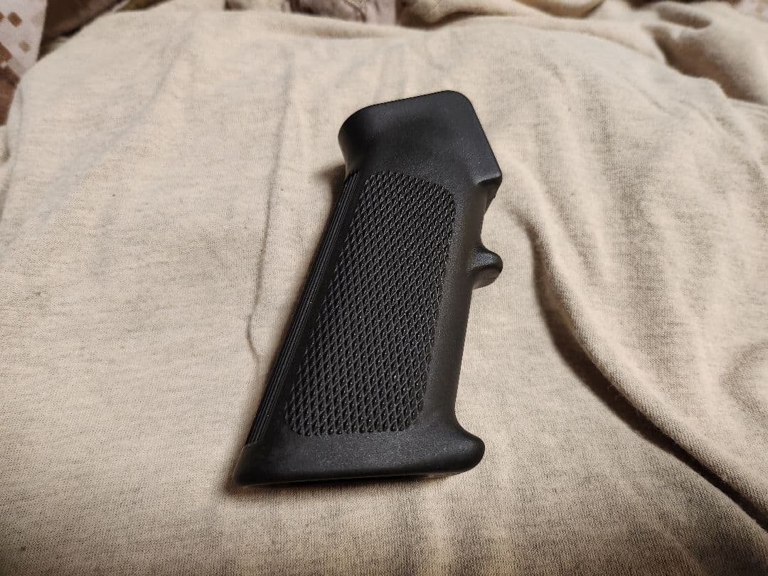 【実物】AR系グリップ