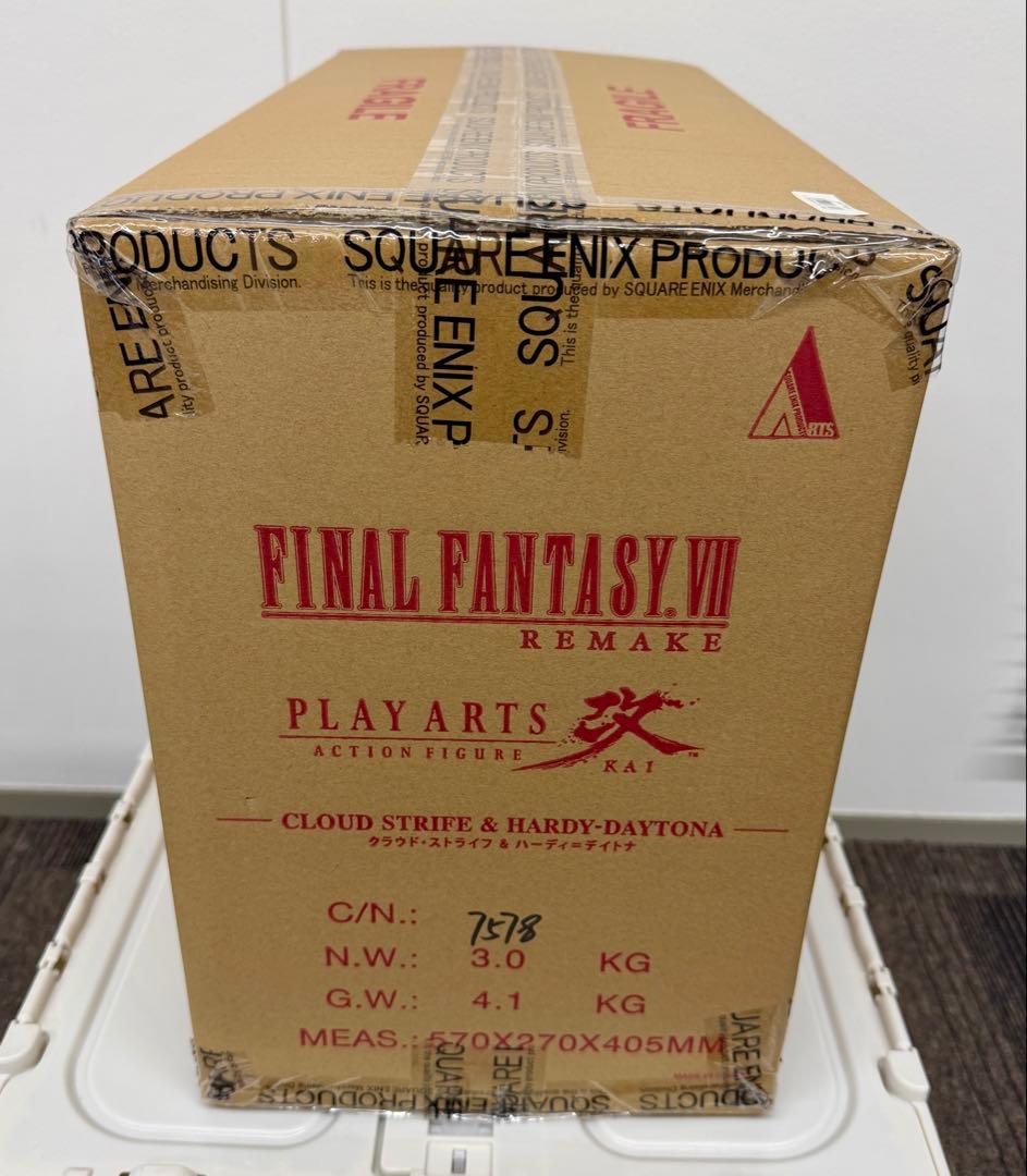 新品 プレイアーツ改 クラウド・ストライプ&ハーディ・デイトナ FF7