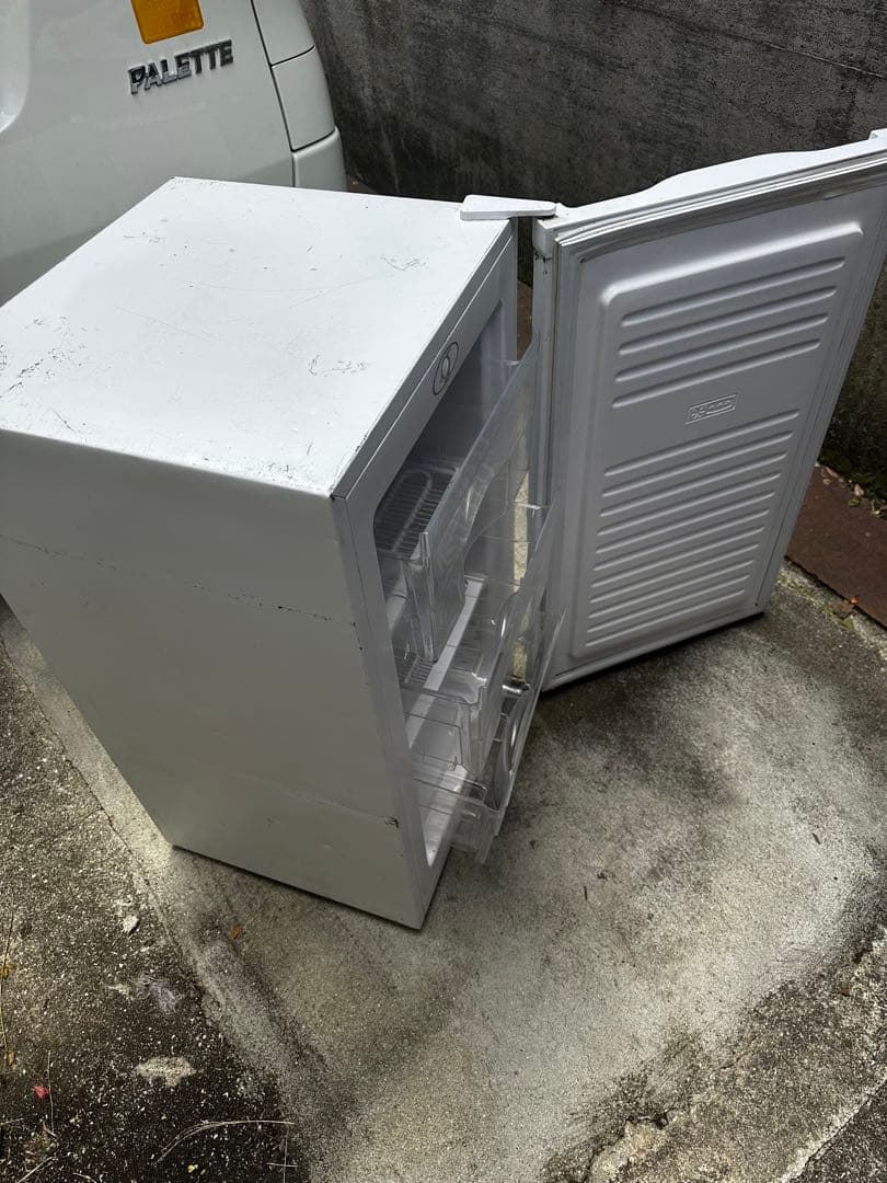 MAXZEN 冷凍庫 家庭用 小型 60L 右開きノンフロン チェストフリーザ