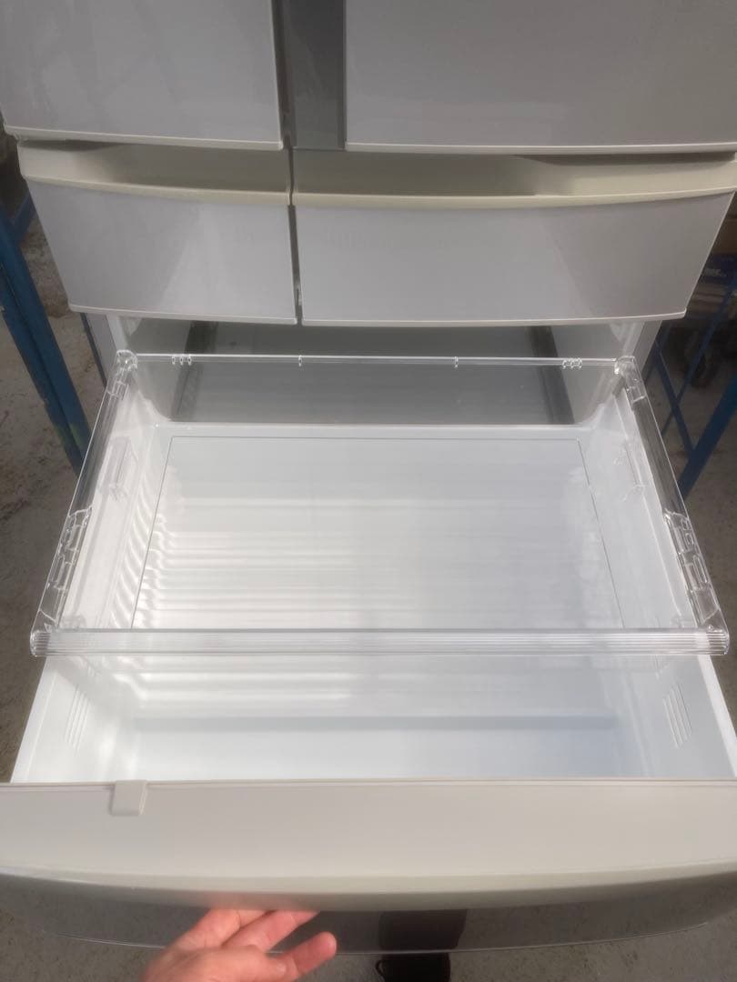 黒夜叉様 パナソニック　冷蔵庫　NR-FTF556-H 552L 2012年製