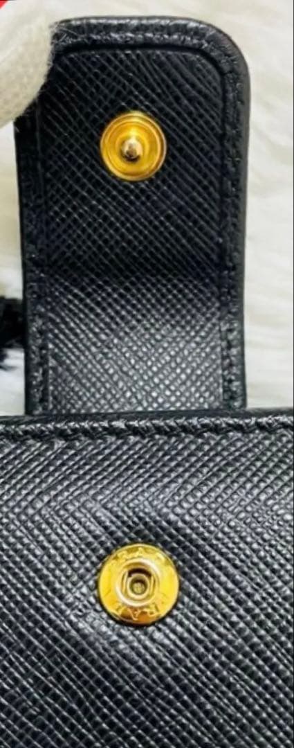 PRADA 二つ折り財布 ラウンドファスナー 黒