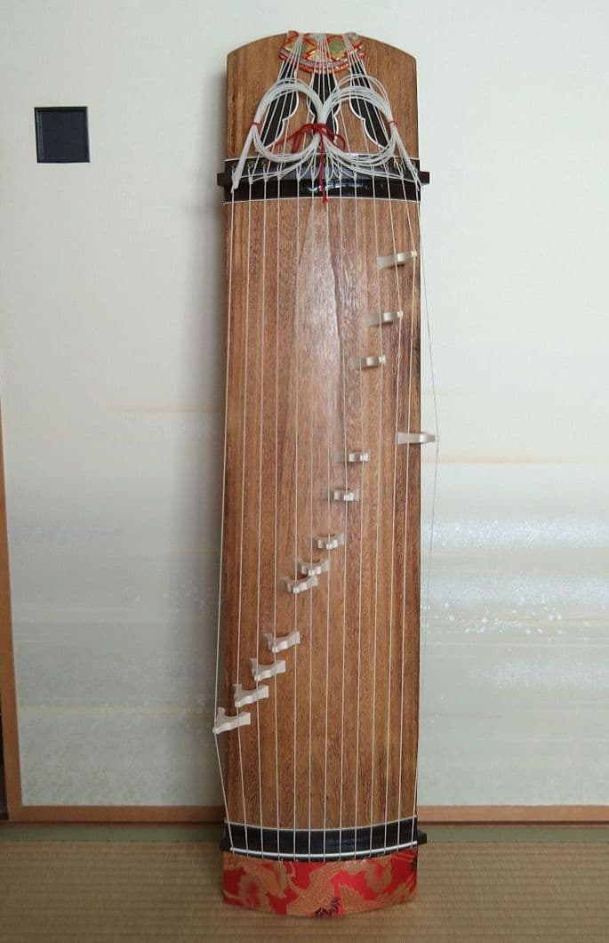 ☆短琴　だれでも弾ける高級三尺琴　弾龍