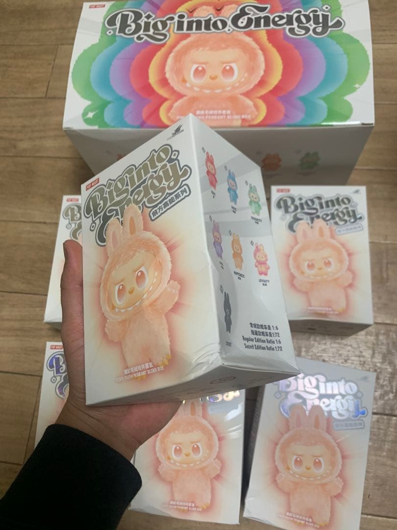 正規品 ラブブ Big into Energy アソートボックス。