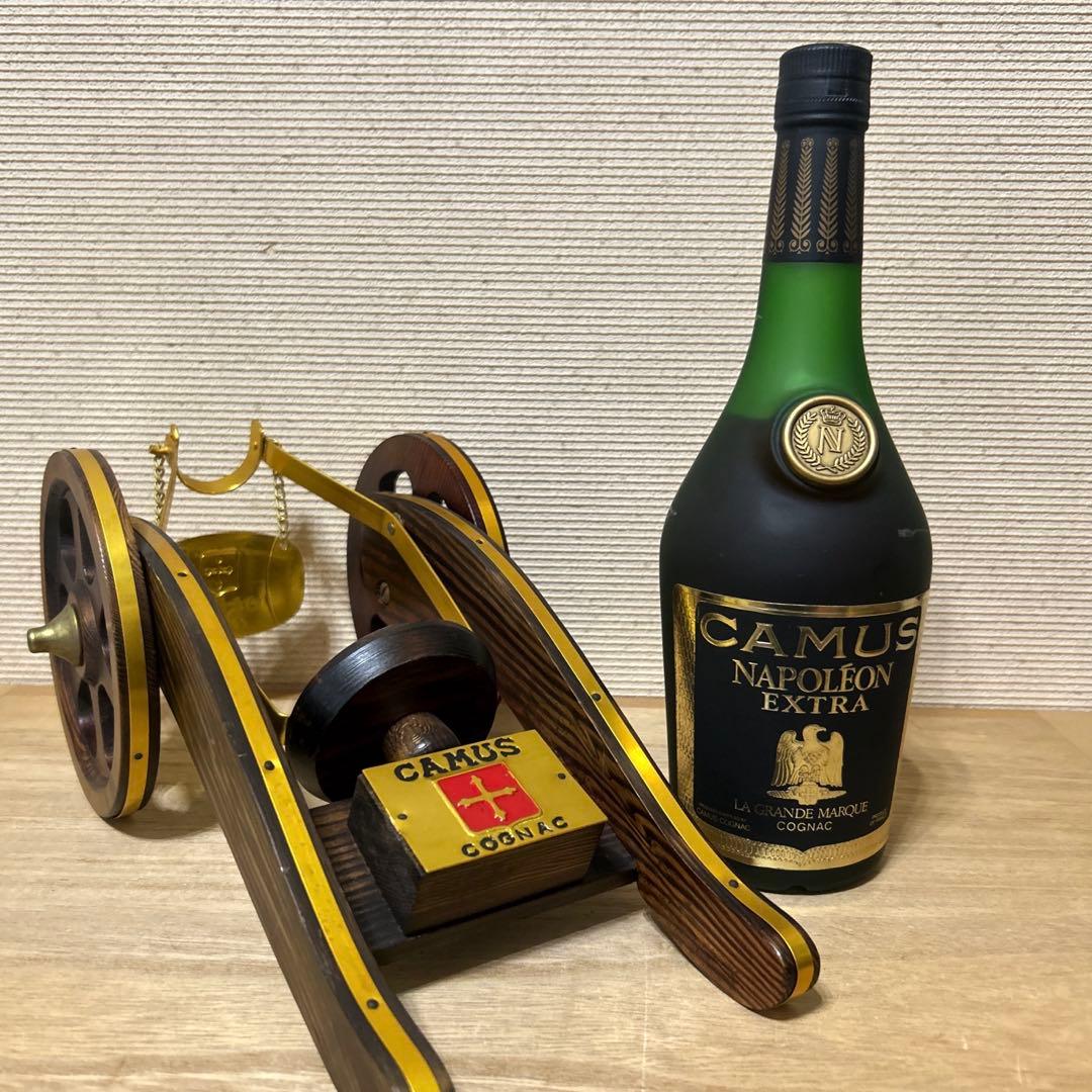 269 ナポレオン エクストラ コニャック 飾り用 木製＆金属製 砲台付き　古酒
