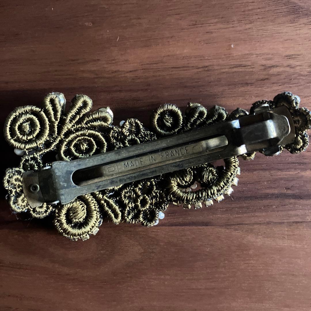 ミハエルネグリン　バレッタ　グリーン系