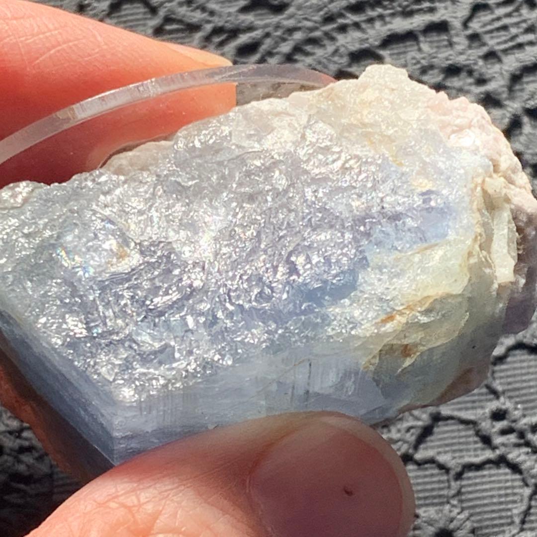 特大ブルーベリル結晶標本c