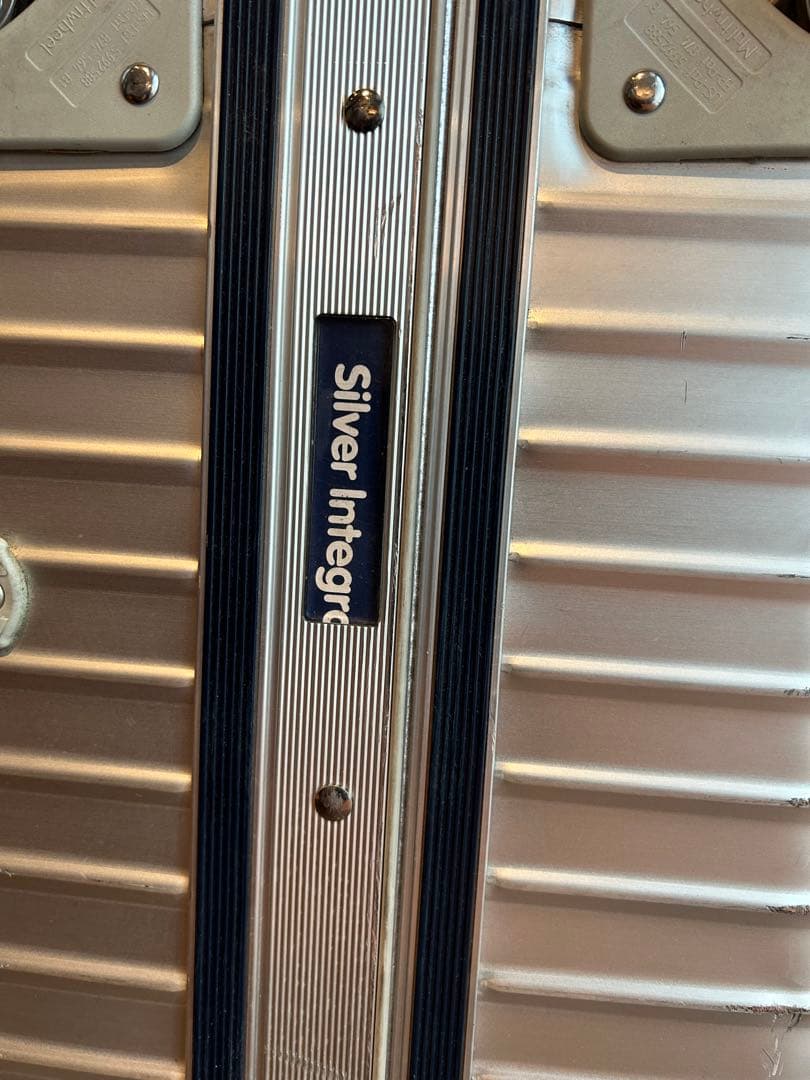 リモワ　RIMOWA トパーズ　アルミ製 シルバーキャリーケース 大型