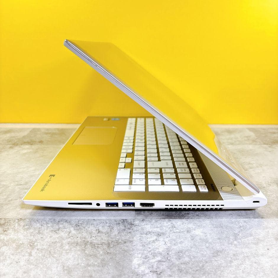 Coreｉ5✨新品SSDで快適✨おしゃれゴールド❣カメラ付き 薄型ノートパソコン