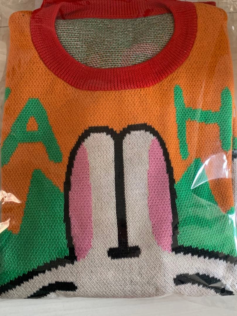 ちいかわ　セブンイレブンコラボ　セーター　うさぎ