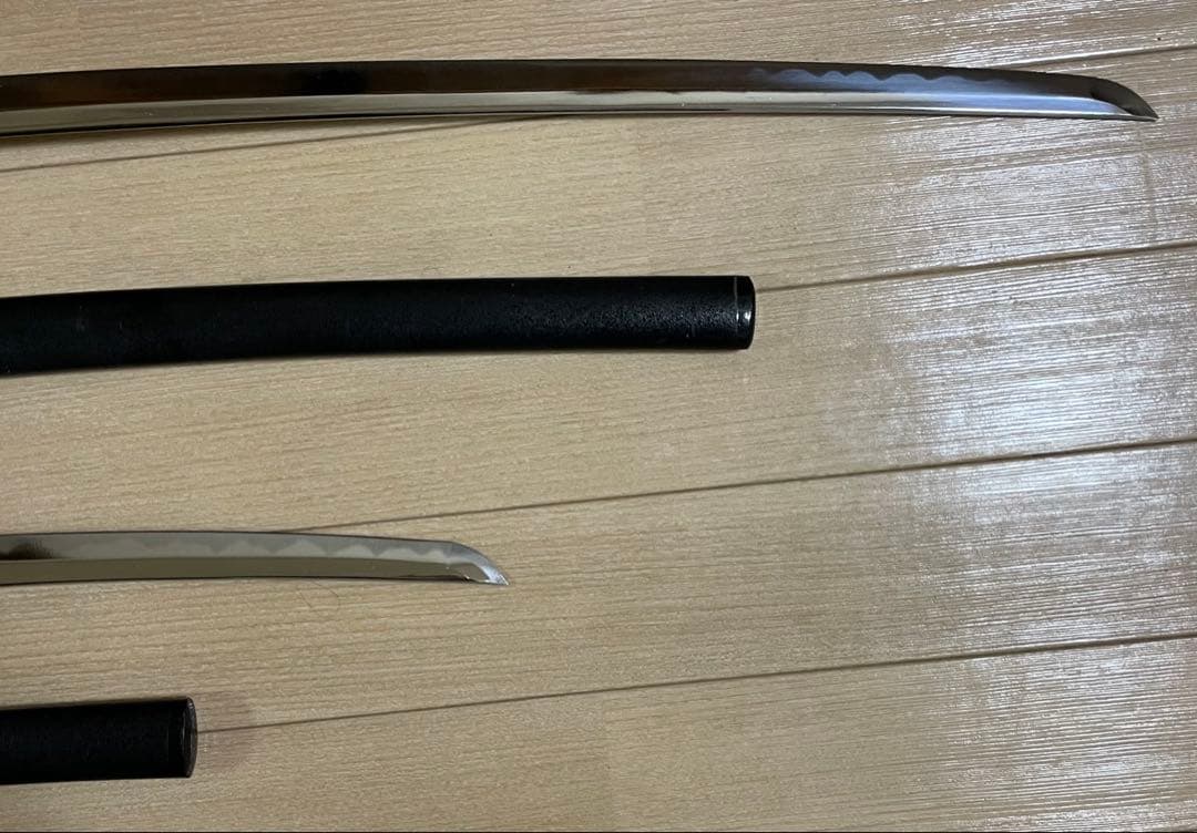 ハチワレ　模造刀　居合刀　太刀　脇差　刀掛け　武具　U0331