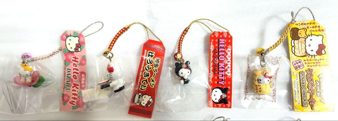 ご当地ハローキティ ストラップ ①