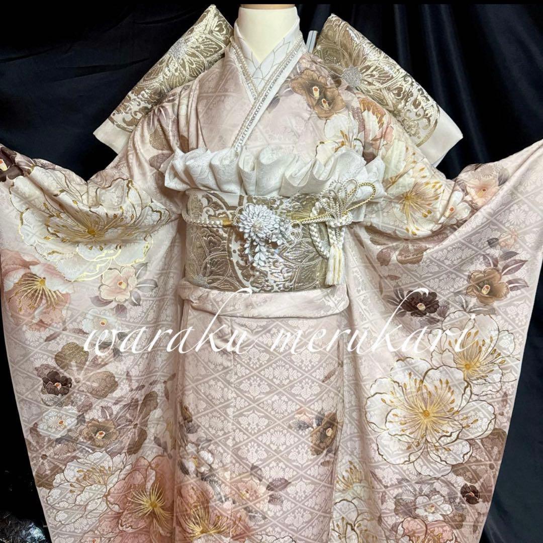 ◆豪華正絹振袖　くすみピンク、金駒刺繍、金彩加工