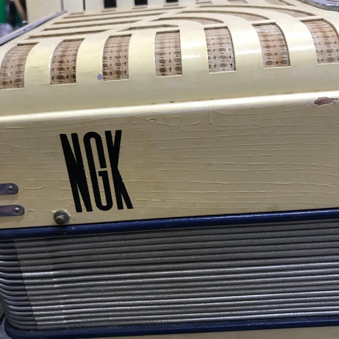 昭和レトロ　YAMAHAアコーディオンMODEL no 4970