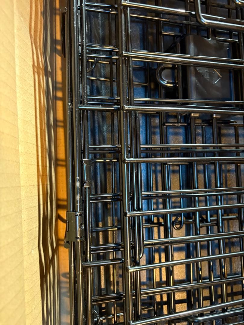 Amazonベーシック 犬 ペットケージ 折りたたみ可能 トレー付き ダブルドア