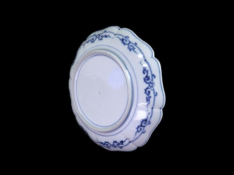 大聖寺伊万里　金襴手　丸紋に花鳥紋　牡丹の図　８寸皿　B351AS-CVe