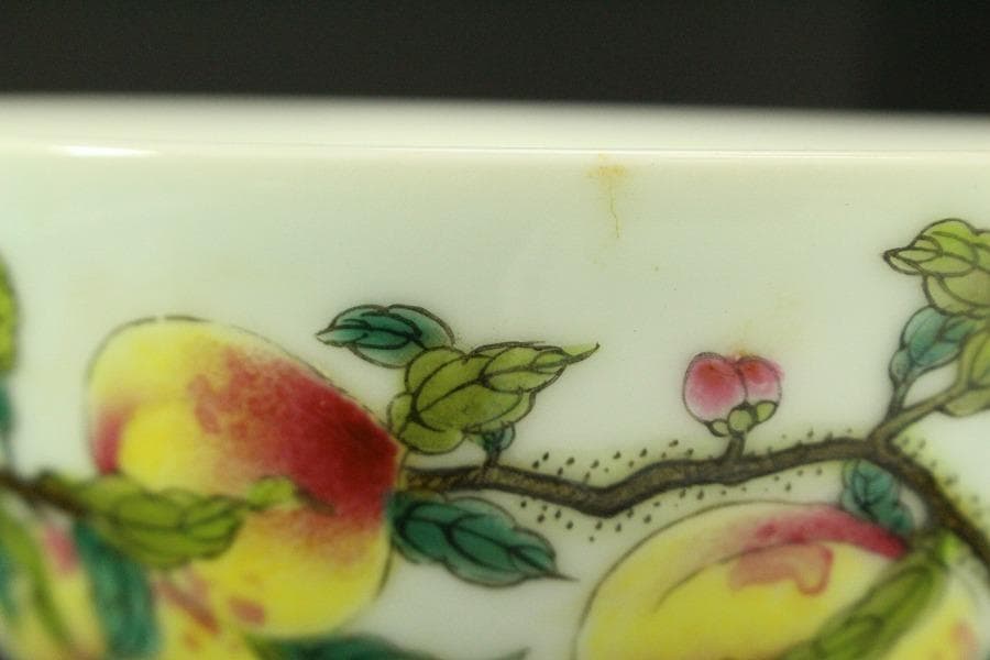 中国美術 色絵 桃蝙蝠 碗(A798)