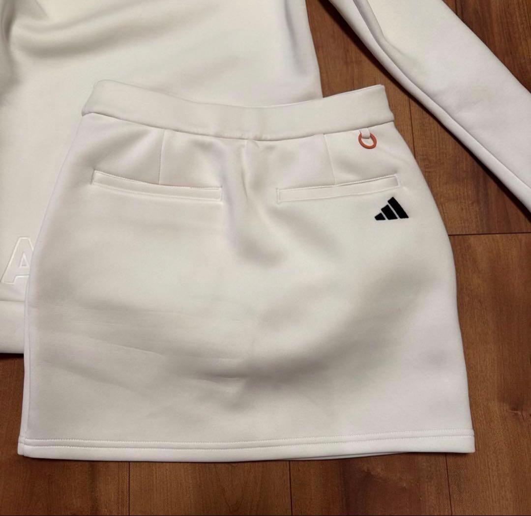 ダンボールニット　セットアップ　ホワイト　アディダス　　フード付き　長袖　秋冬