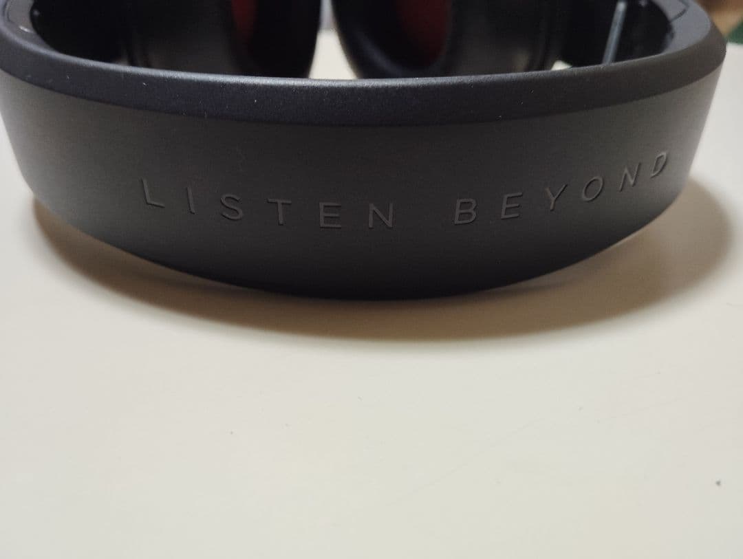 Focal Listen Beyond ブラック ワイヤレスヘッドホン
