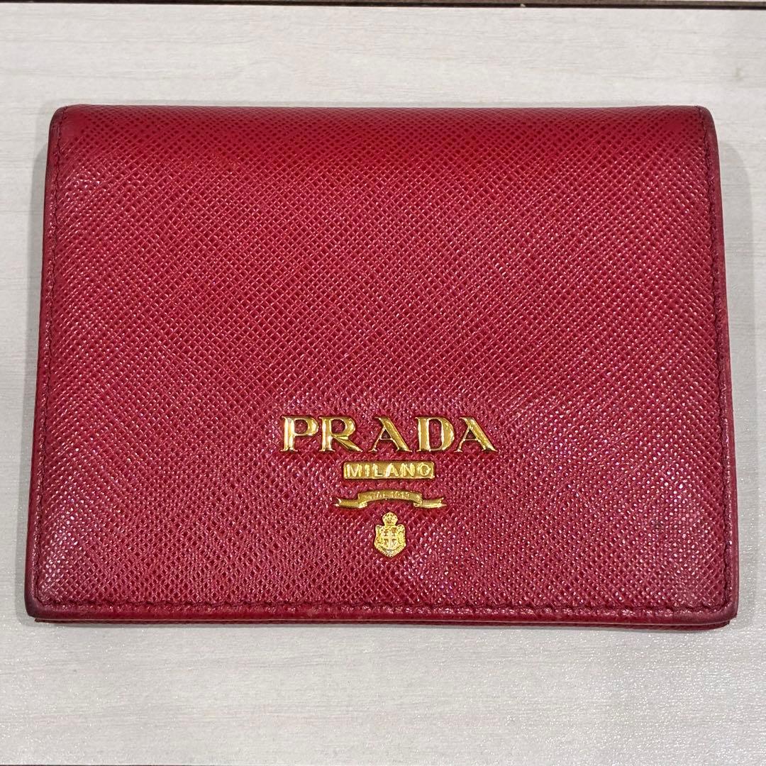 PRADA サフィアーノレザー 二つ折り財布 マルチカラー 赤
