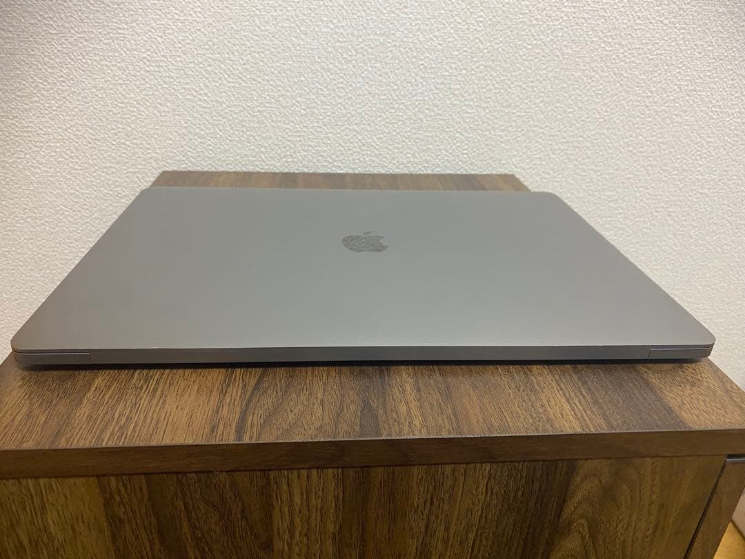 ジャンク扱い【通電確認済】Apple MacBook Pro 2019 16