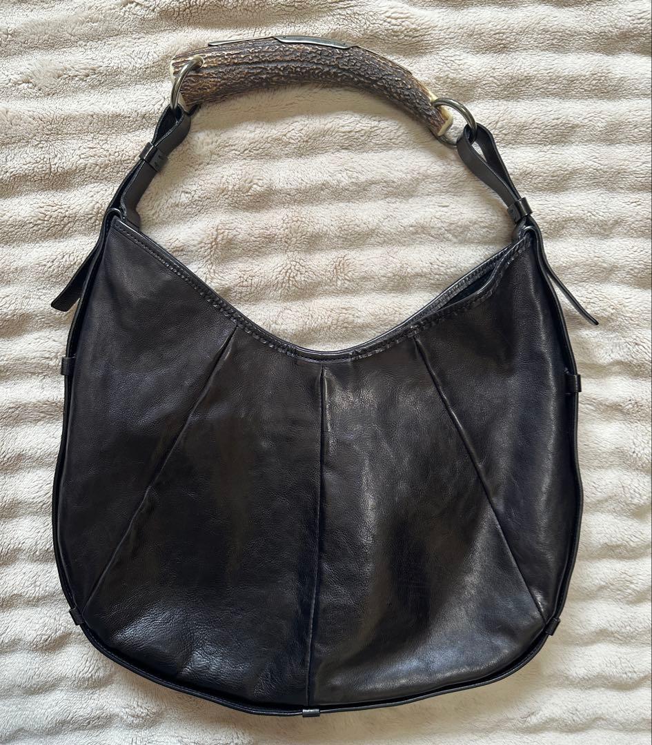 サンローラン　モンバサ