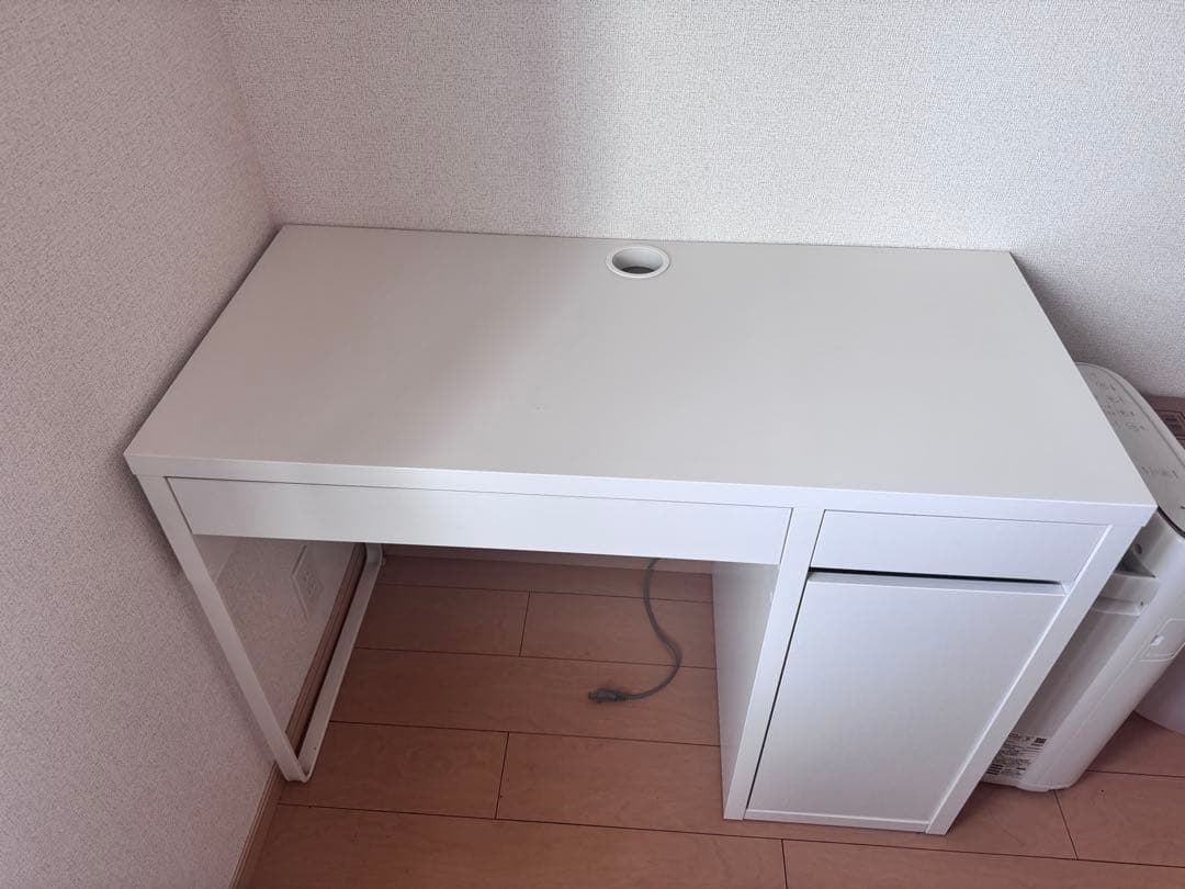 パソコンデスク IKEA MICKE