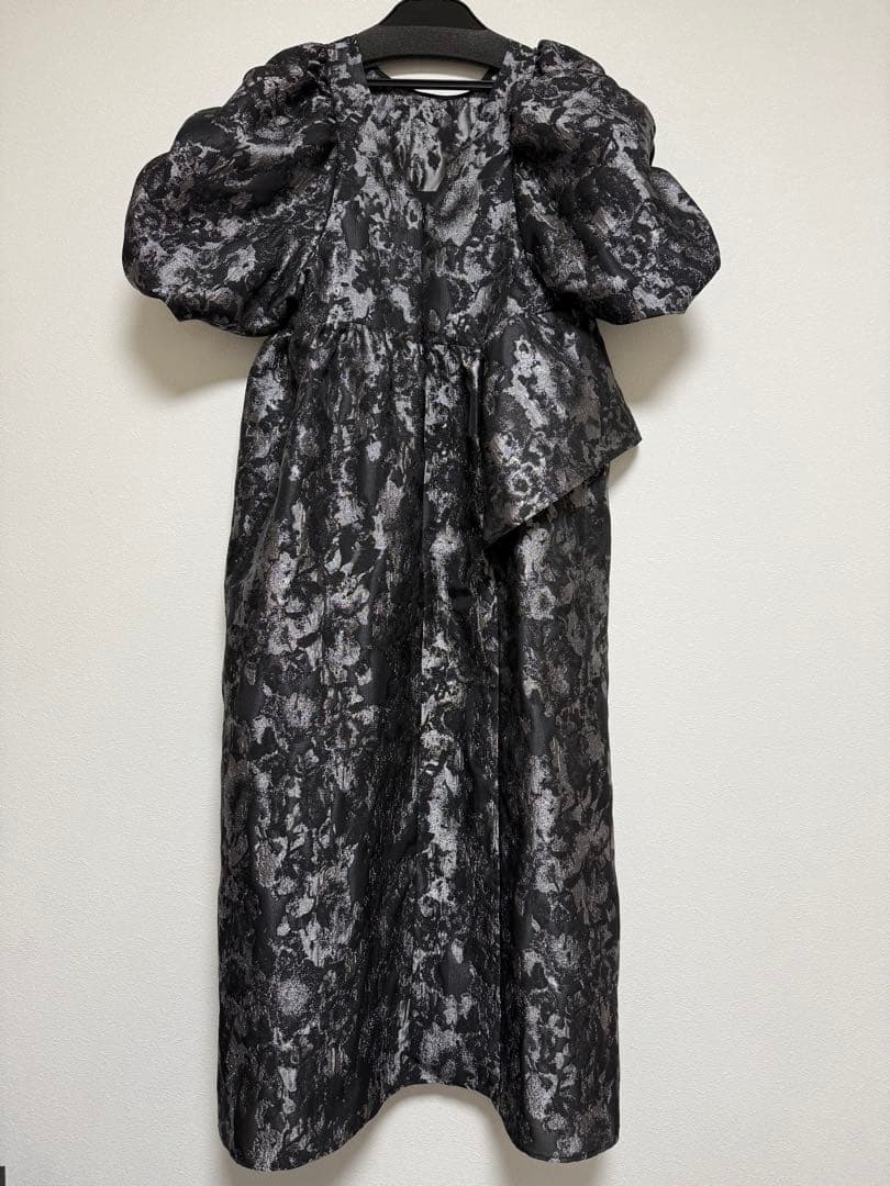 【美品】ANDRESD bubble sleeve jacquard dress