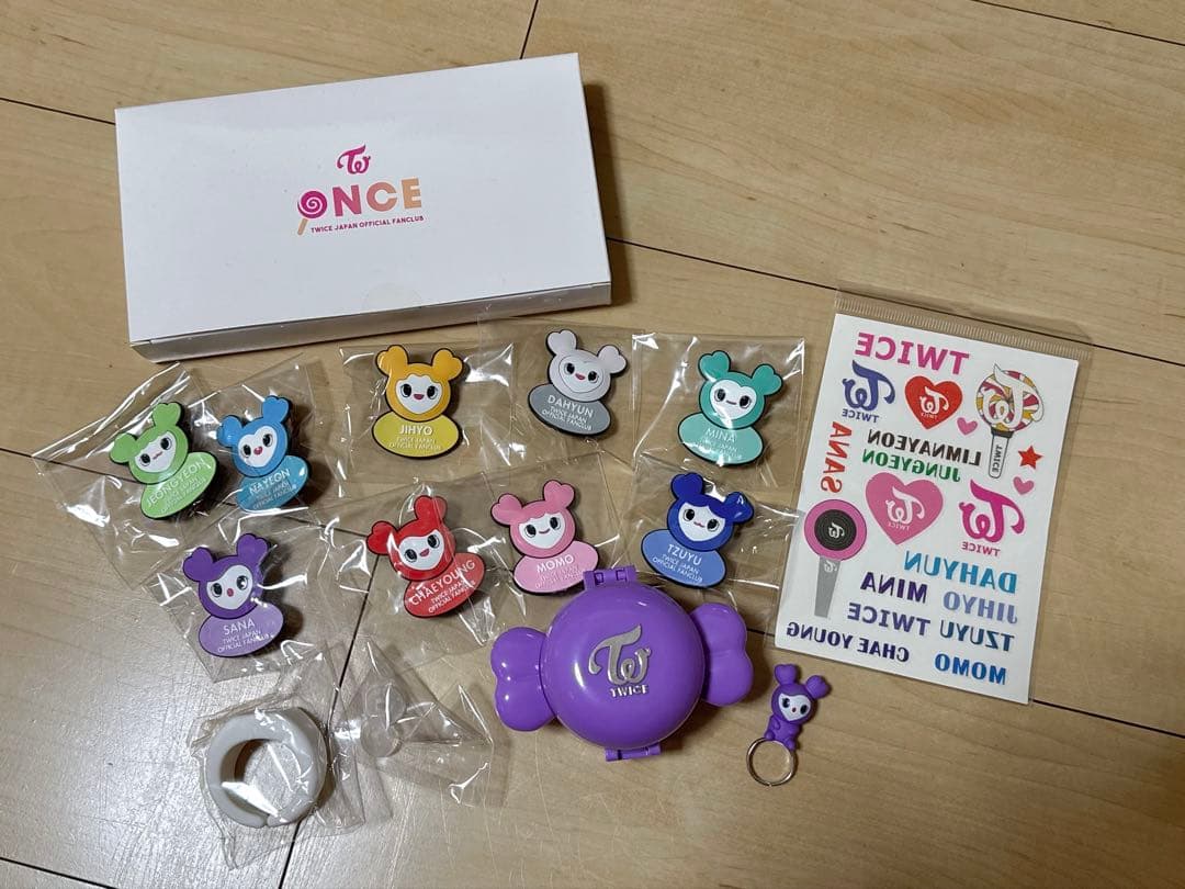 TWICE ライブ　グッズ　セット　デコ　うちわ