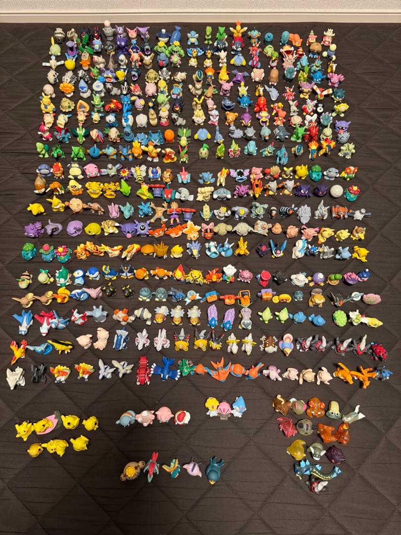ポケモンキッズ　まとめ売り　400個以上　色違い　クリア　指人形