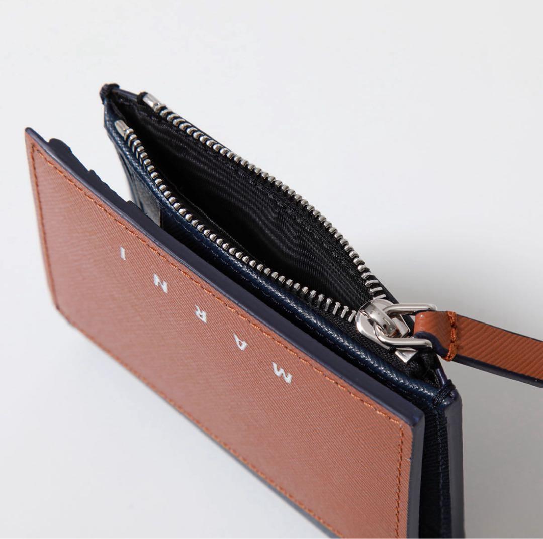 【ぷよ】MARNI 二つ折り財布 ブラウン/ネイビー 美品