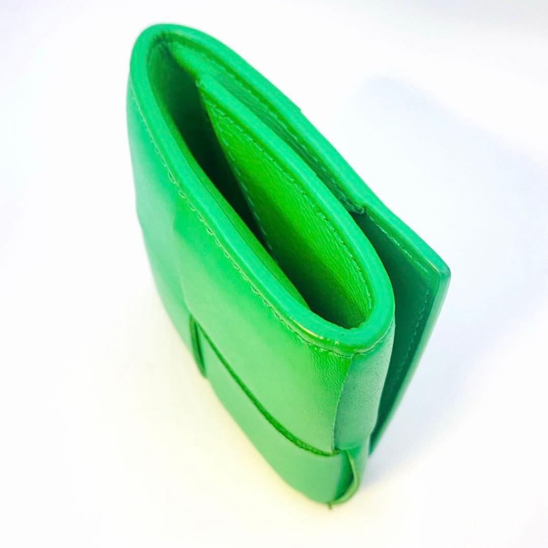 美品　ボッテガヴェネタ　折り畳みパース　小銭入れ　パラキート