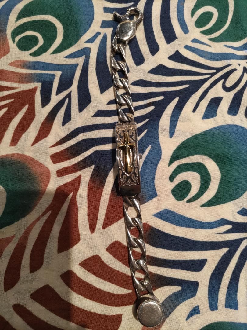 ゴルチエ／ヴィンテージのシルバーウォッチ