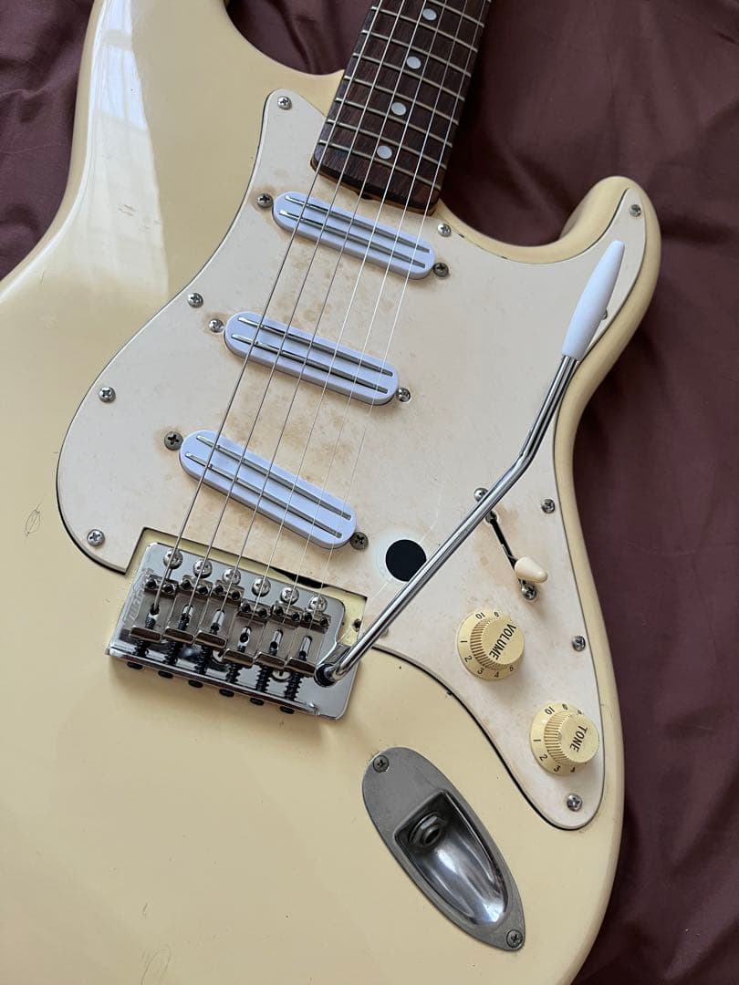 【調整済】fernandes LE-2 国産　ストラト　エレキギター　カスタム多