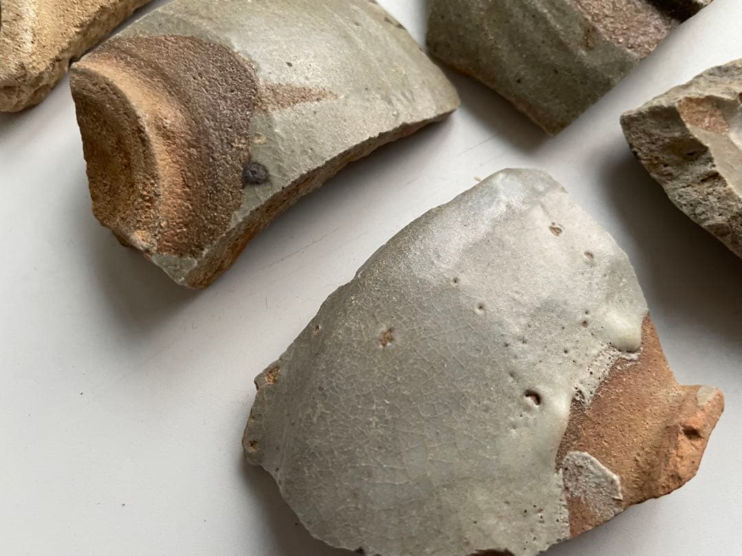 骨董　アンティーク　古唐津　絵唐津　陶片残欠　皿　向付　桃山　古陶磁　発掘　出土