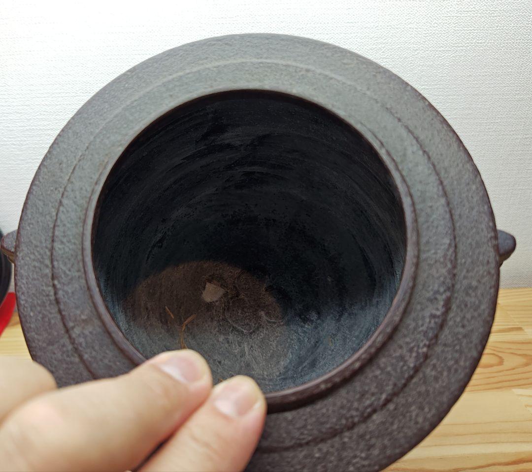 送料込【逢絢亭】茶道具 釜 筒釜 糸目模様 釜師 高橋敬典 共箱入り