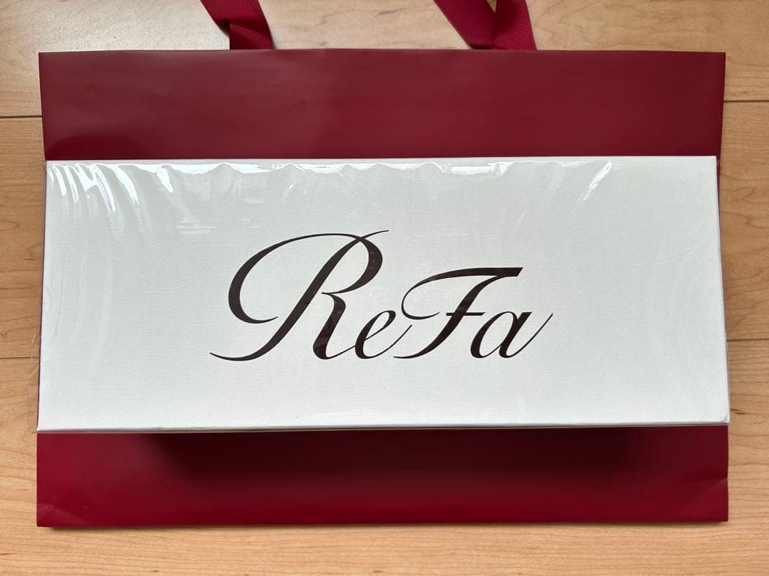 【新品未使用】ReFaリファファインバブルUシャワーヘッド♥ホワイト　保証書付き