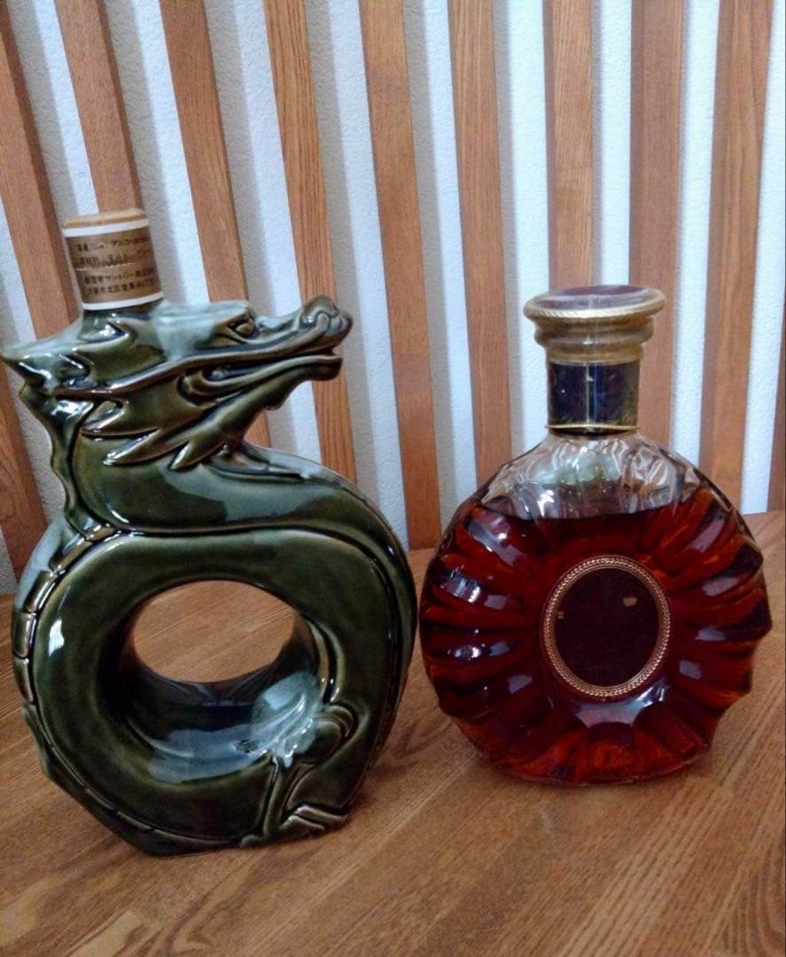 REMY MARTIN XOスペシャル＋サントリーオールド干支ボトル辰年