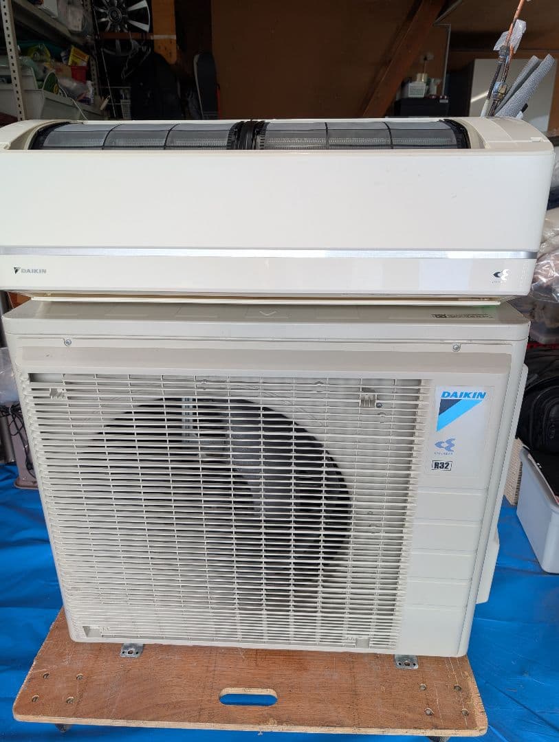 DAIKIN エアコン F40VTDXP-B 2018年製、冷暖房寒冷地仕様